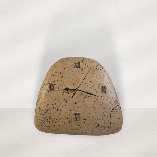 Ρολόι Μπεζ Με Μαύρες Πιτσιλιές ART7442