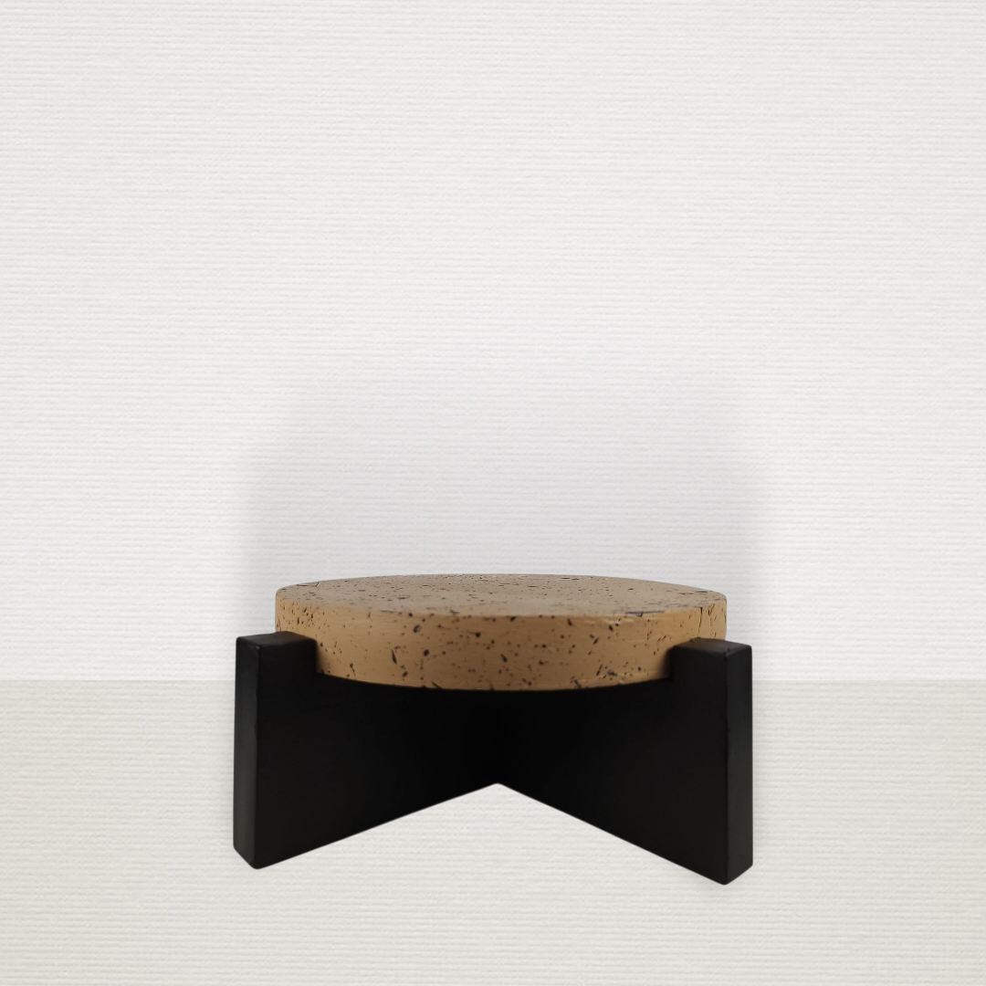 Δίσκος Μπεζ Με Μαύρες Πιτσιλιές Σε Βάση Μαύρη & Κερί ART7452