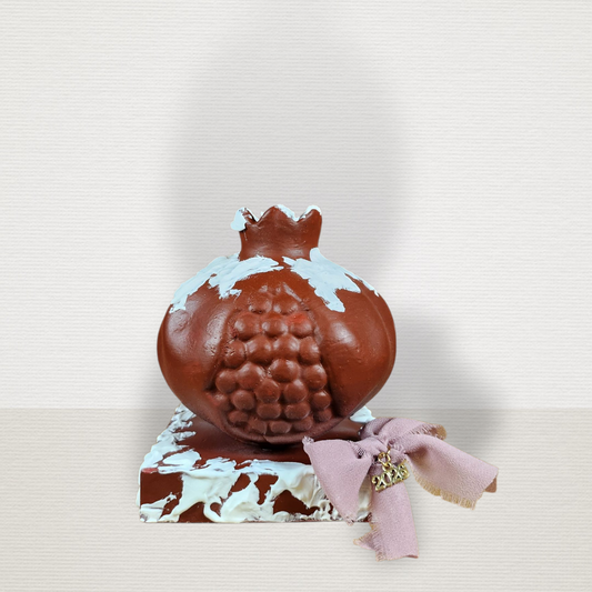 Γούρι Σε Βάση Με Ρόδι Μεγάλο Μπορντώ CHR2030