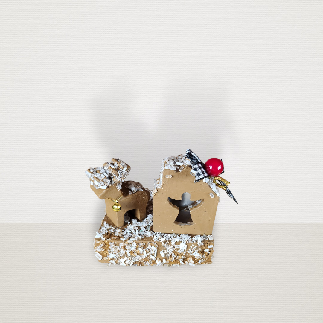 Γούρι Σε Βάση Με Σπίτι & Τάρανδο Καφέ CHR2013