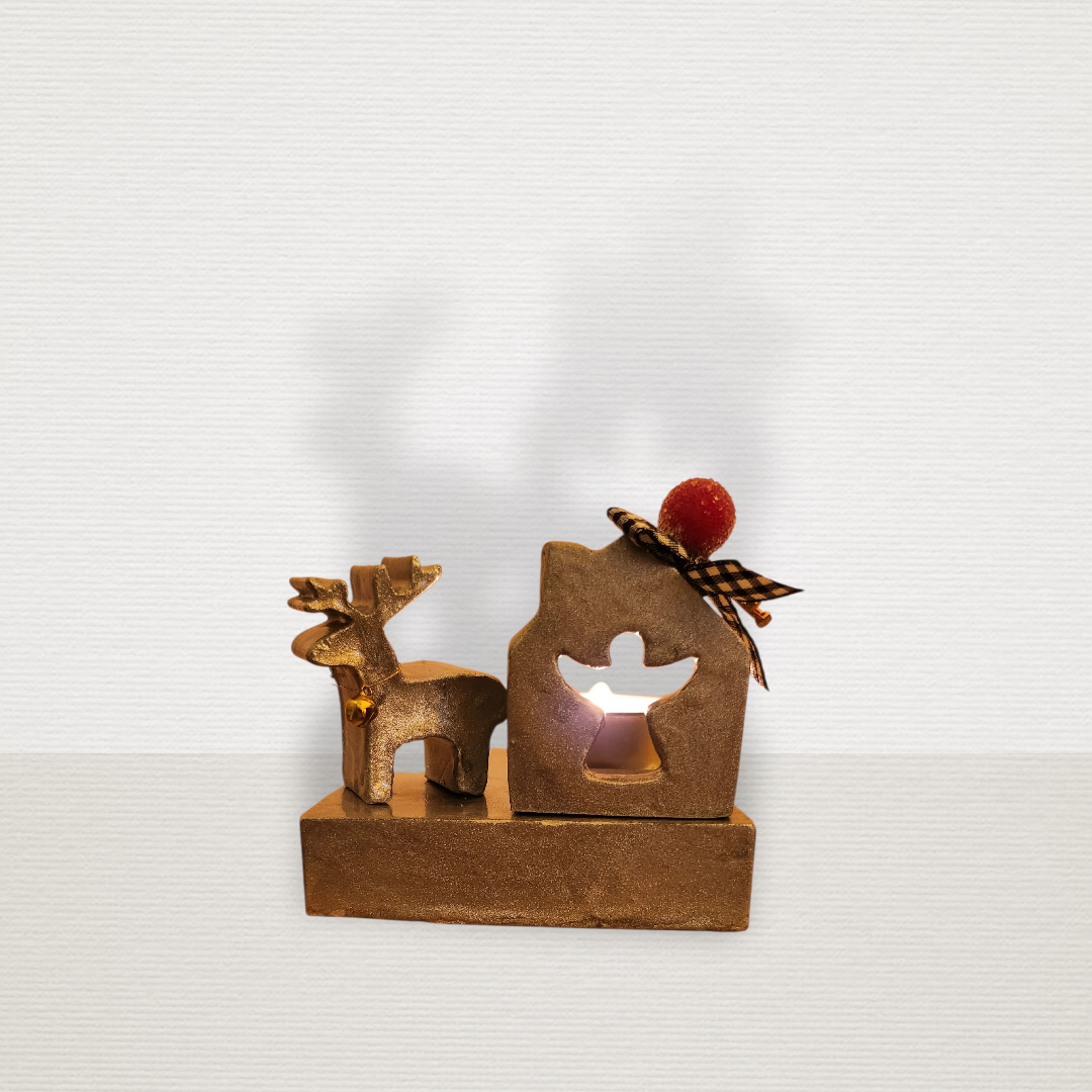 Γούρι Σε Βάση Με Σπίτι & Τάρανδο Χρυσό CHR2016