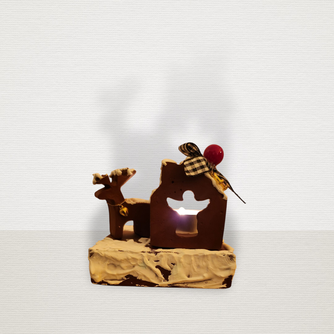 Γούρι Σε Βάση Με Σπίτι & Τάρανδο Μπορντώ CHR2014