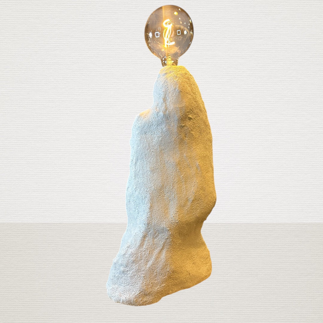 "Standing Stone" LUM7441 ΔΕΣ ΤΟ ΣΤΟΝ ΧΩΡΟ ΣΟΥ ΜΕ AR